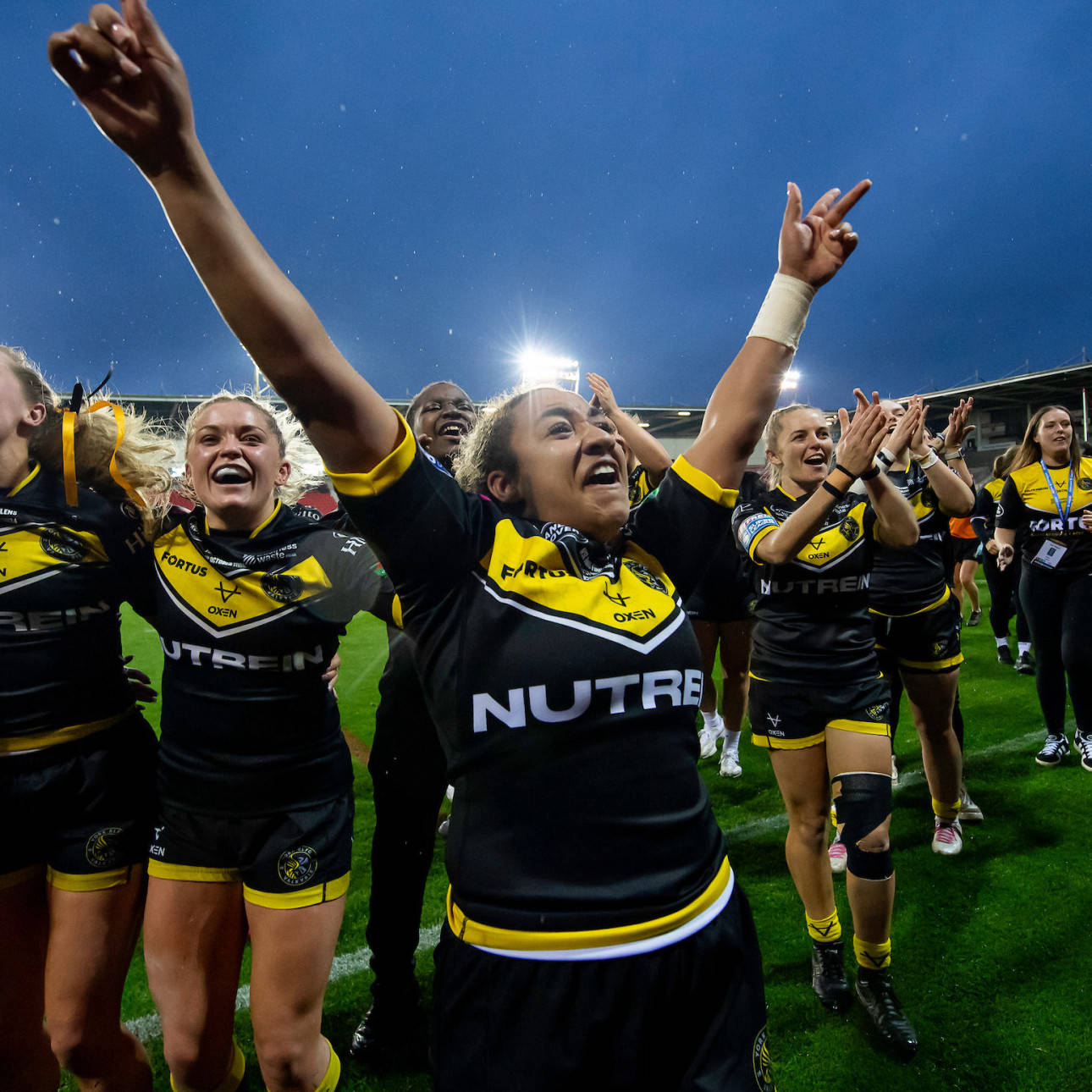 Gentles joins the Warriors